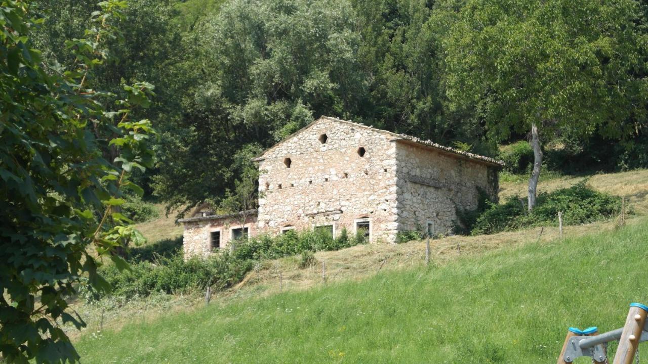 Agriturismo Fattoria Monte Baldo Vista Lago Caprino Veronese Eksteriør billede