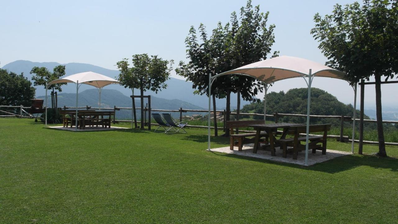 Agriturismo Fattoria Monte Baldo Vista Lago Caprino Veronese Eksteriør billede
