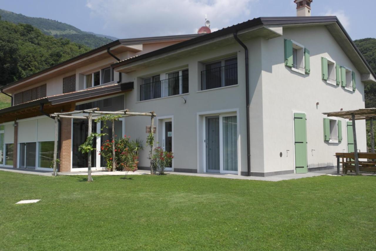 Agriturismo Fattoria Monte Baldo Vista Lago Caprino Veronese Eksteriør billede