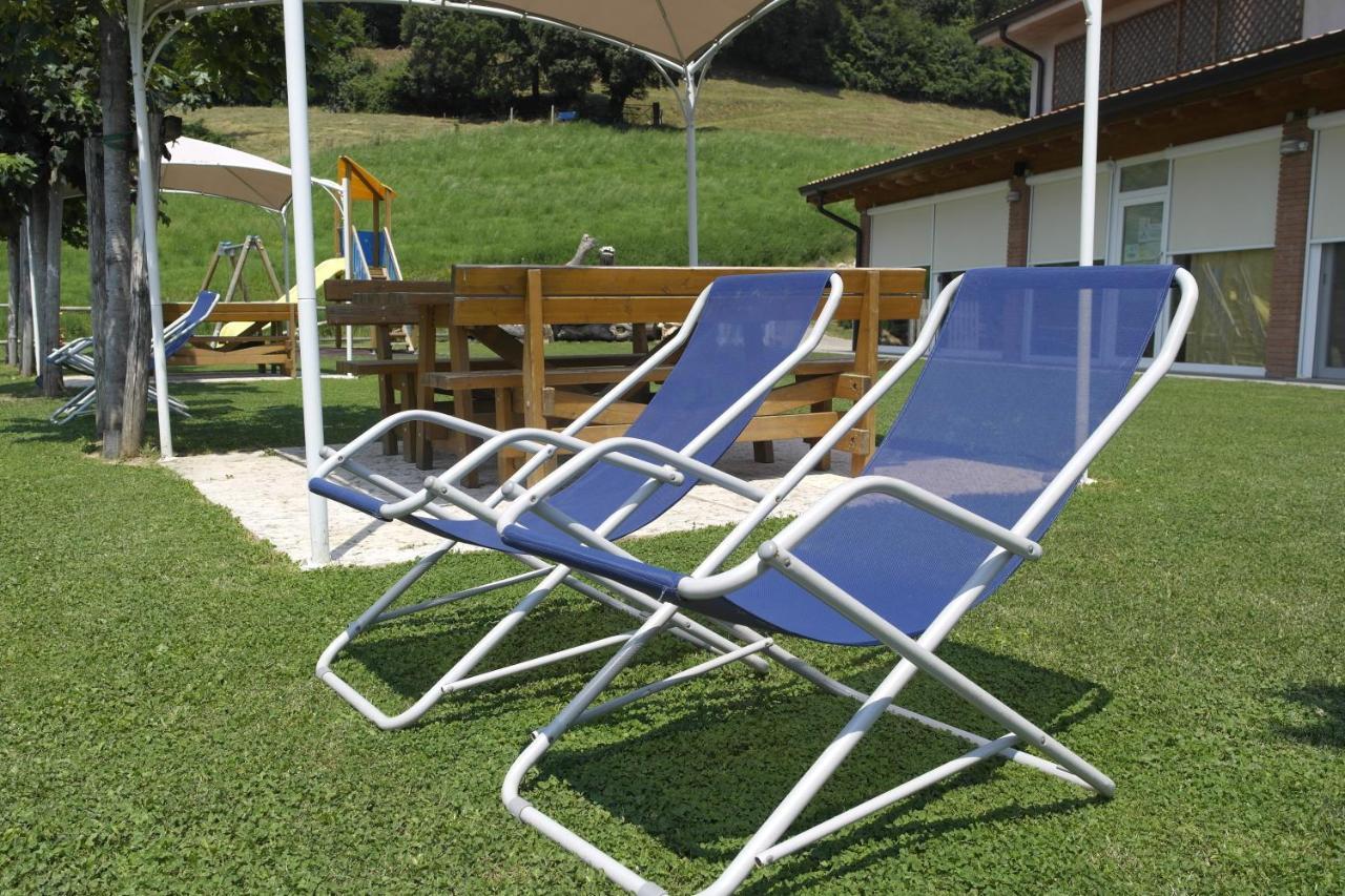 Agriturismo Fattoria Monte Baldo Vista Lago Caprino Veronese Eksteriør billede